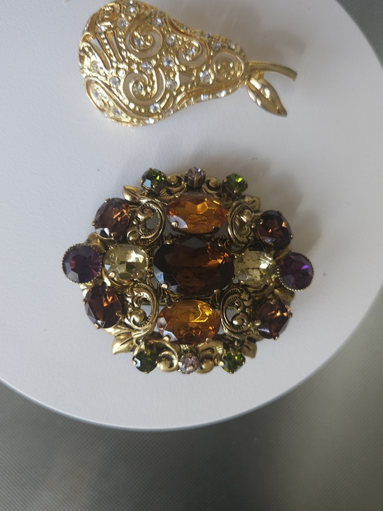 Jewelry - Vintage-Inspired Gold Tone Multi-Stone Brooch - Amber, Brown & Purple